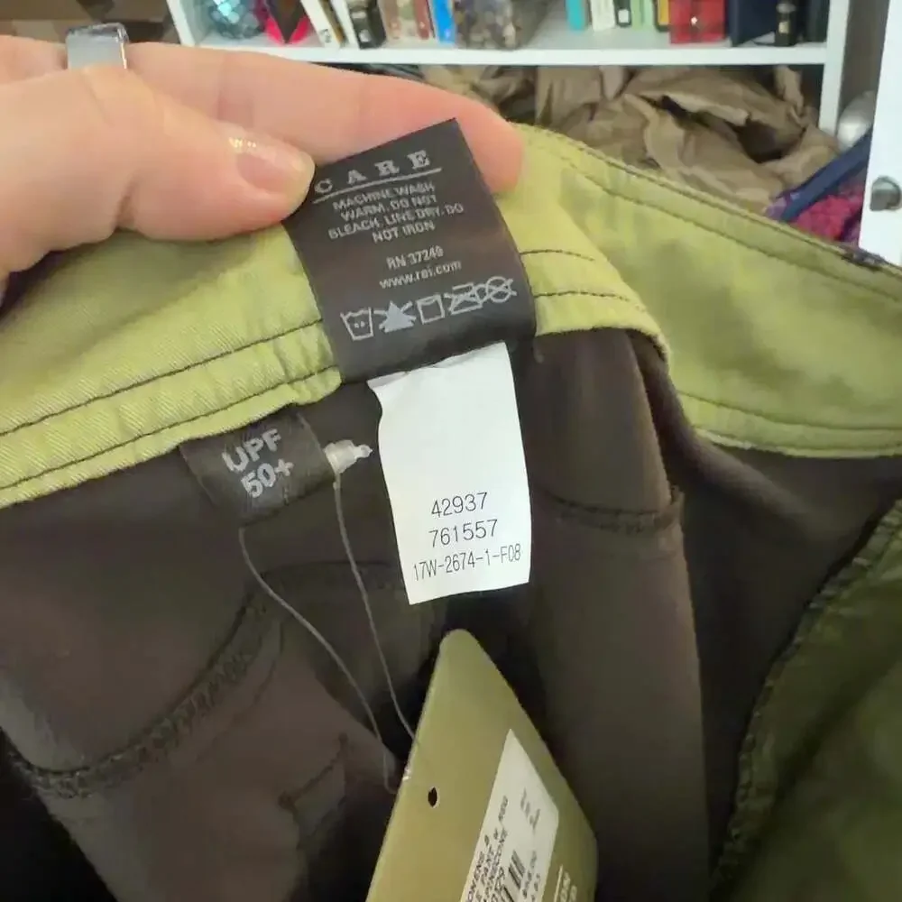NWT REI Co-op Sahale Convertible Hiking Pants Size 8 Pinecone Brown Women’s